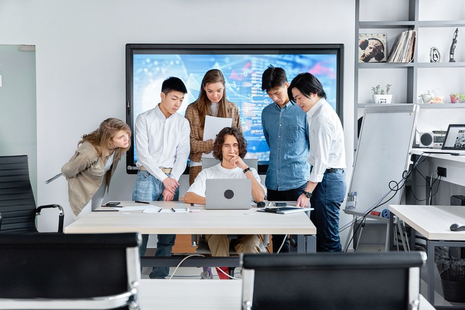 Gemeinschaft, Mentoring und Networking bei Pro Academy UG